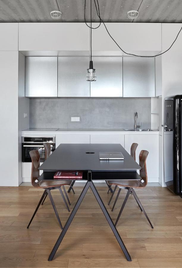 Apartment Praga Center By Noclegi Renters Varsavia Esterno foto